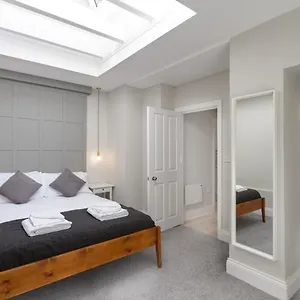 https://elmire-house-apartments-of-newcastle.hotels-newcastle-upon-tyne.com